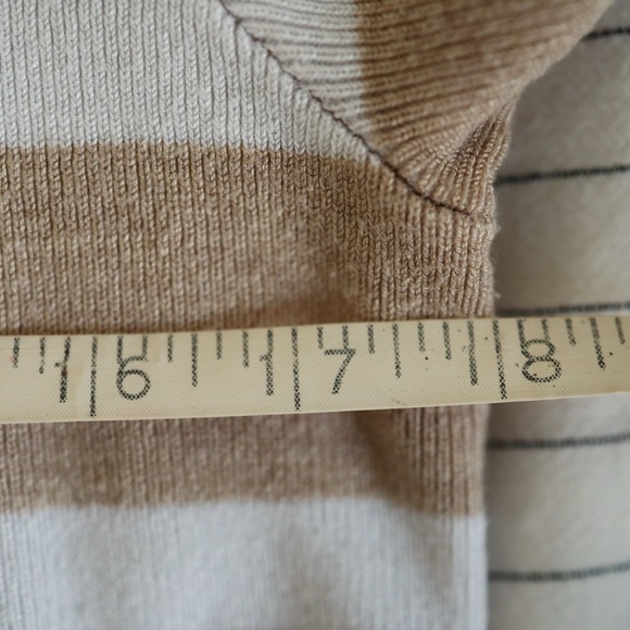 Beige and Cream Knit Top - Picture 5 of 5